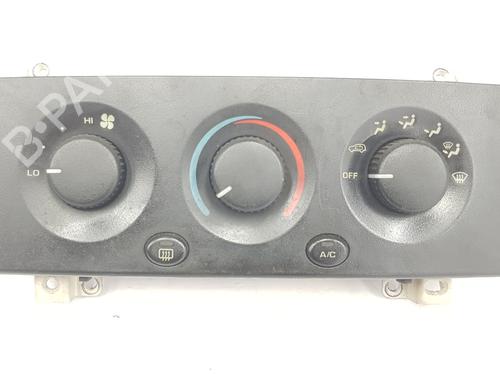Used Climate control JEEP GRAND CHEROKEE II (WJ, WG) 3.1 TD 4x4 (140 hp) 13500782