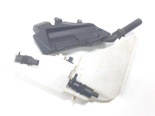 Windscreen washer tank AUDI A6 C7 (4G2, 4GC) 2.0 TDI | BP30499677C113