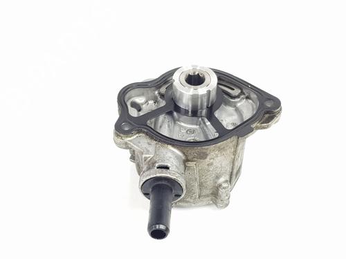 Used Vacuum pump MERCEDES-BENZ A-CLASS (W176) A 200 CDI / d (176.008) (136 hp) 25445919