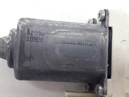 Right rear window motor LAND ROVER RANGE ROVER SPORT I (L320) 3.6 D 4x4 | BP4446843E22 