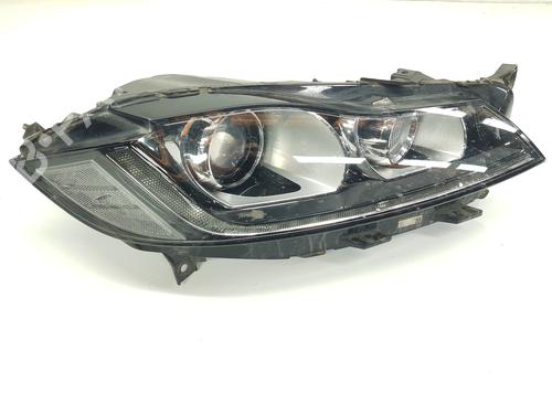 Used Right headlight JAGUAR F-PACE (X761) [2015-2026]  33056369