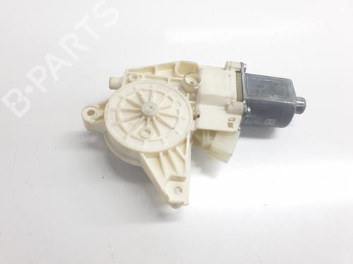 Vindusheismotor høyre bak MERCEDES-BENZ C-CLASS (W204) C 180 CDI (204.000) (120 hp) 30569575