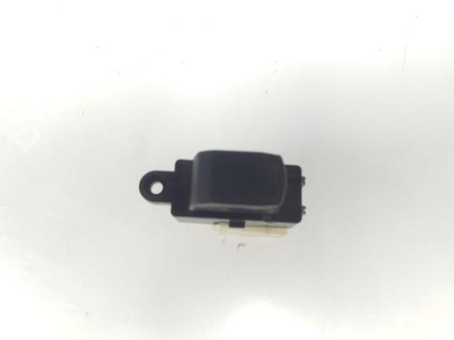 Used Right rear window switch SUZUKI SX4 S-Cross (JY) 1.6 DDiS (AKK 416D) (120 hp) 9841158