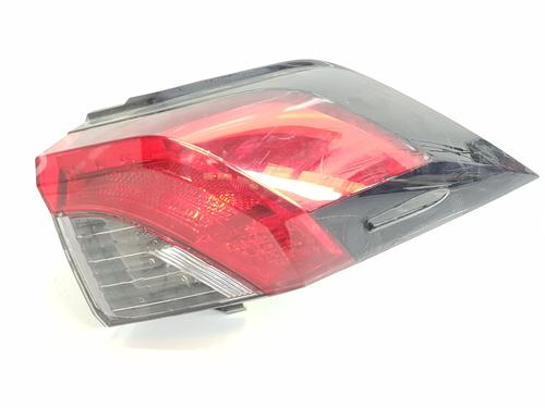 Fanale posteriore destro Fanale posteriore destro TOYOTA RAV 4 V (_A5_, _H5_) 2.5 Hybrid (AXAH52) (218 hp) 36870402 36870402