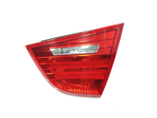 Heckleuchte rechts hinten für BMW 3 (E90) 318 d (143 hp) 21072881