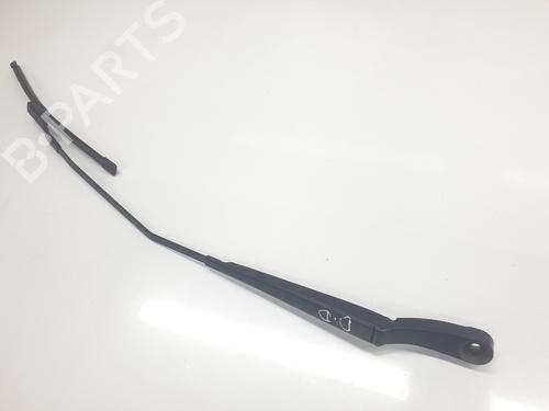 Front windshield wiper arm OPEL GRANDLAND / GRANDLAND X (A18, P1UO) 1.2 (75) | BP30569127C143