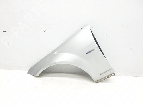 Used Left front fenders MERCEDES-BENZ C-CLASS (W204) [2007-2015]  27178286