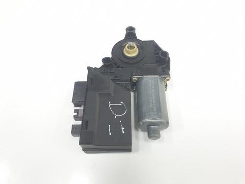 Left front window motor PEUGEOT 307 Break (3E) 2.0 HDI 110 | BP21519022E21 