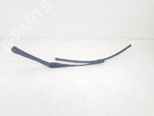 Used Front windshield wiper arm BMW 3 (E90) 316 d (116 hp) 8898195