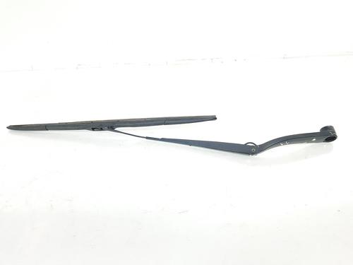 Used Front windshield wiper arm HYUNDAI TUCSON (TL, TLE) 1.7 CRDi (116 hp) 6070294
