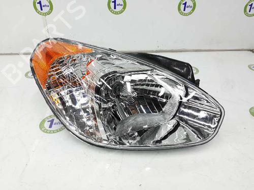 Used Right headlight HYUNDAI ACCENT III (MC) 1.5 CRDi GLS (110 hp) 4862147