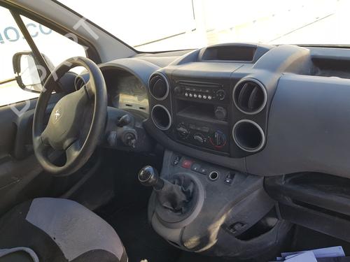 Right front brake caliper PEUGEOT PARTNER Box Body/MPV | BP30569500M104