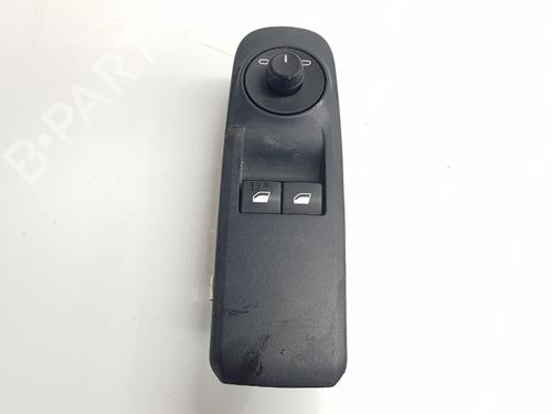 BP32297996I27 main image