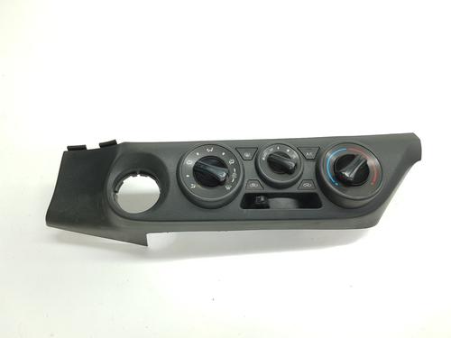 Used Climate control TOYOTA HILUX VIII Platform/Chassis (_N1_) [2015-2025]  29370732