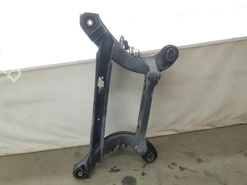 Used Rear axle MERCEDES-BENZ C-CLASS (W205) C 220 BlueTEC / d (205.002, 205.004) (170 hp) 10038853