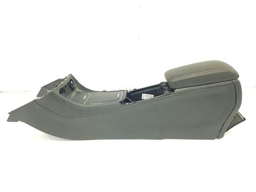 Armrest / Center console MERCEDES-BENZ CLA Coupe (C117) CLA 220 CDI / d (117.303) | BP10255704I20 