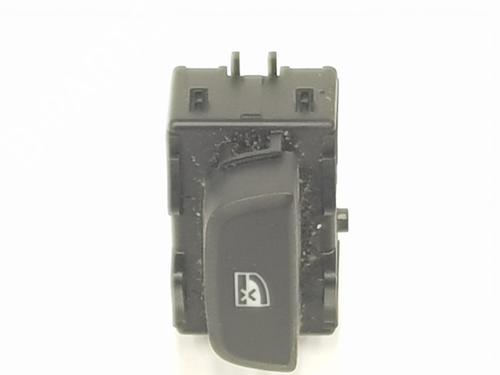 Used Switch RENAULT CAPTUR I (J5_, H5_) 0.9 TCe 90 (90 hp) 20983685