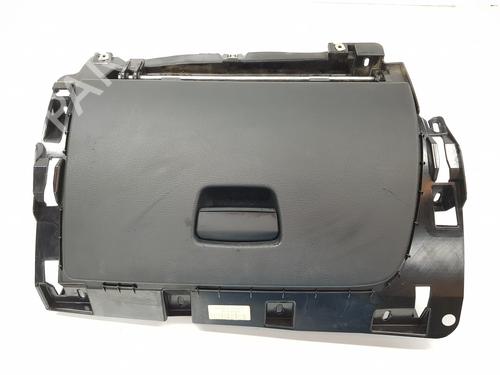 Used Glove box BMW X1 (E84) sDrive 18 d (143 hp) 18713104