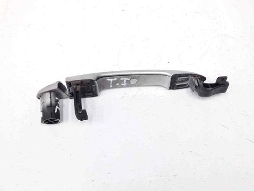 Used Rear left exterior door handle Rear left exterior door handle RENAULT MEGANE III Hatchback (BZ0/1_, B3_) 1.5 dCi (106 hp) 2581425 2581425