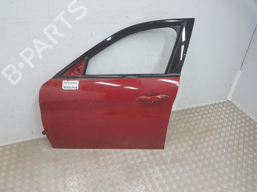 Used Left front door Left front door 38014825 38014825