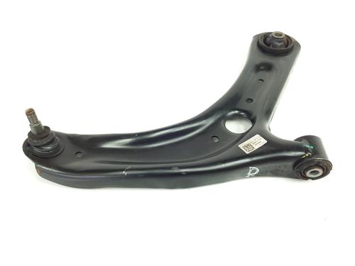 Used Right front suspension arm HYUNDAI i20 II (GB, IB) [2014-2021]  32781267