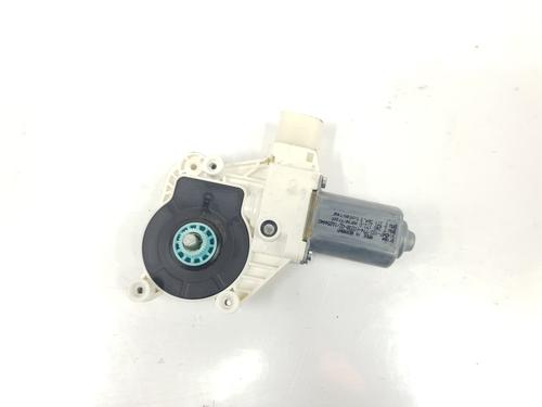 Used Right front window motor BMW 5 (F10) 520 d (184 hp) 9579088
