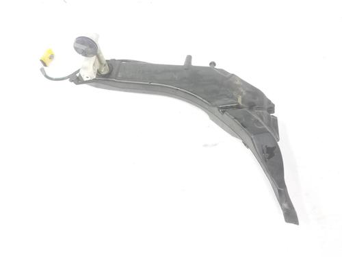 Used Windscreen washer tank PEUGEOT 308 II (LB_, LP_, LW_, LH_, L3_) 1.2 THP 130 (131 hp) 8495878