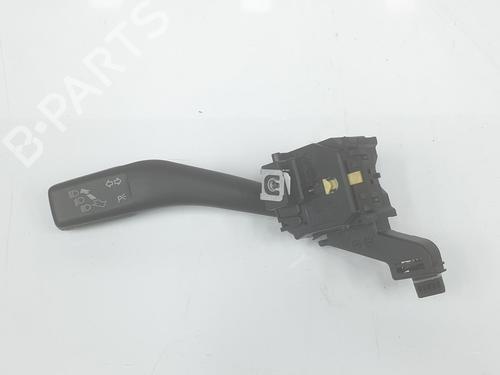 Used Steering column stalk VW GOLF VI (5K1) 2.0 GTi (210 hp) 10503366