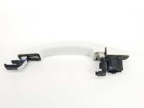 Rear left exterior door handle OPEL ASTRA J Sports Tourer (P10) 2.0 CDTI (35) | BP7577211C130 
