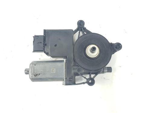 Left rear window motor PEUGEOT 5008 II (MC_, MJ_, MR_, M4_) 1.6 BlueHDi 120 (MCBHZH, MCBHZW) | BP9699942E23