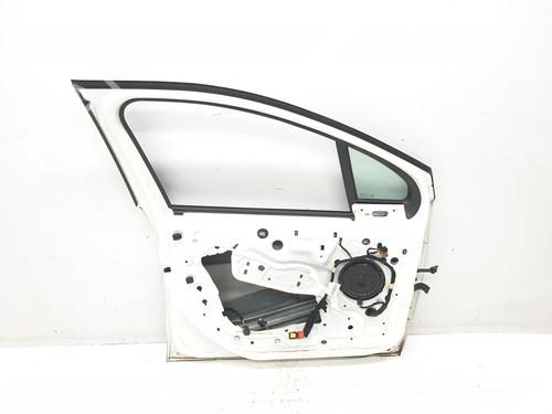 Left front door PEUGEOT 208 I (CA_, CC_) 1.2 VTI 82 | BP20194721C2