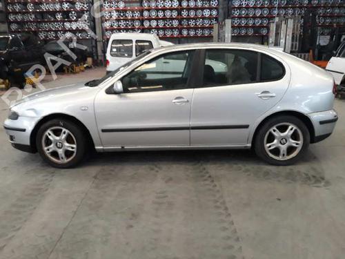 Right front fog light SEAT LEON (1M1) 1.9 TDI | BP760211C31 