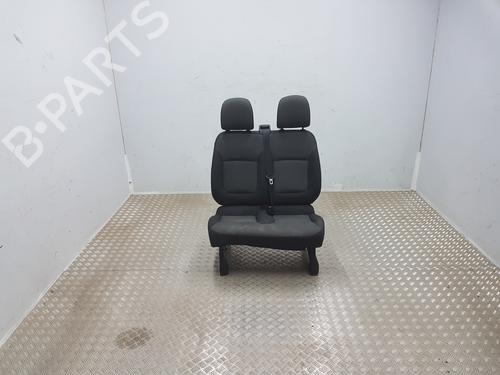 right-front-seat-nissan-primastar-bus-x82-2021-38935981 main image