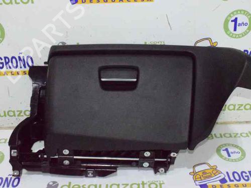 Used Glove box BMW 1 Coupe (E82) 120 d (177 hp) 889506