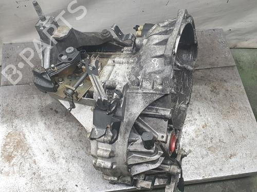 Used Gearbox FORD TOURNEO CONNECT 1.8 TDCi (90 hp) 23041529