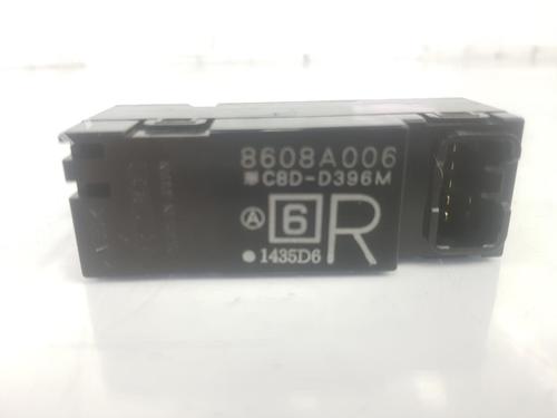 Right rear window switch MITSUBISHI PAJERO III (V7_W, V6_W) 3.2 Di-D (V68W) | BP13687942I28 
