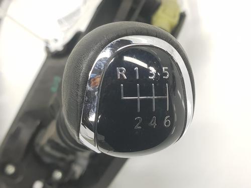 Gear lever NISSAN QASHQAI II SUV (J11, J11_) 1.6 DIG-T | BP17029973M90 