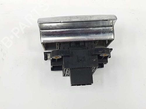 Switch LAND ROVER RANGE ROVER III (L322) 3.6 D 4x4 | BP13097384I30 