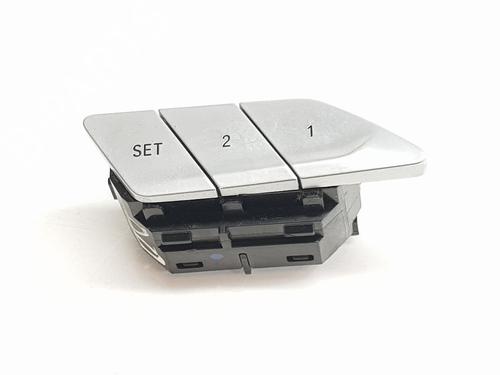 switch-bmw-8-gran-coupe-g16-f93-2019-37242004 main image