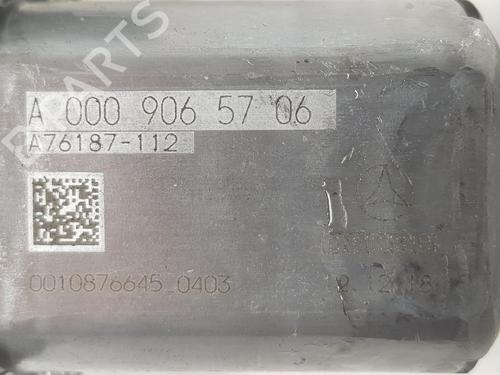 Right front window motor MERCEDES-BENZ A-CLASS (W177) A 180 d (177.003) | BP16319534E20 