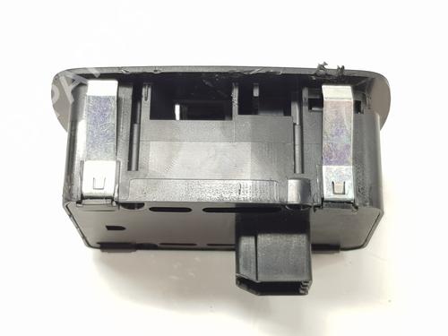 Right front window switch MASERATI LEVANTE SUV (M161) 3.0 Q4 | BP16491866I26 