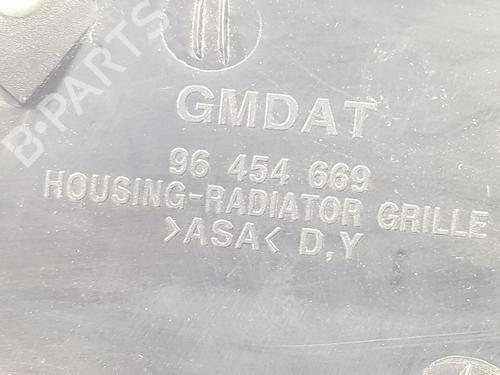 Used Grille CHEVROLET LACETTI (J200) 1.6 (109 hp) 16523651