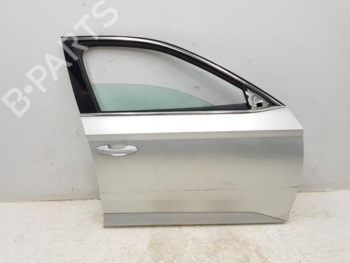 Used Right front door Right front door SKODA SUPERB III (3V3) 2.0 TDI (150 hp) 35905654 35905654