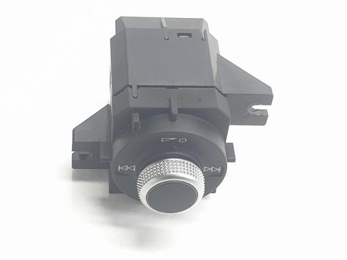 Switch AUDI Q2 (GAB, GAG) 1.6 TDI | BP21100657I30 