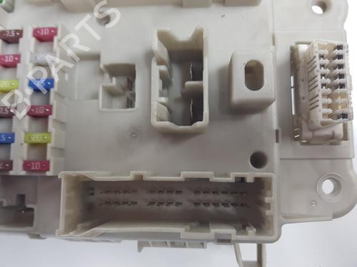 Fuse box TOYOTA RAV 4 II (_A2_) 2.0 4WD (ACA21, ACA20) | BP31593519E1 