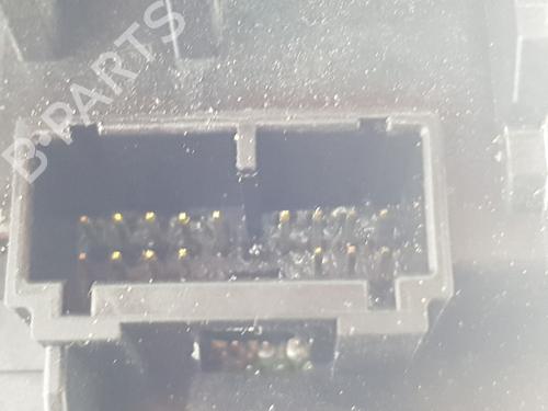 Steering wheel controls LAND ROVER RANGE ROVER SPORT II (L494) 3.0 TDV6 4x4 | BP21094083E15 