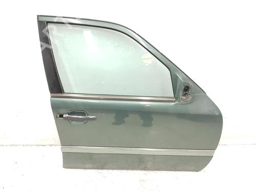 Used Right front door MERCEDES-BENZ C-CLASS (W202) C 220 D (202.121) (95 hp) 15484786