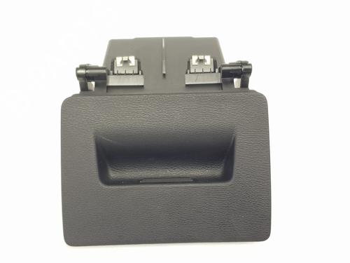 Used Glove box BMW X1 (F48) xDrive 18 d (150 hp) 20210195