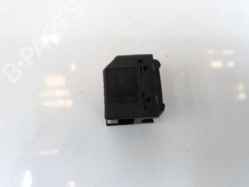 Right front window switch VW GOLF IV (1J1) 1.4 16V | BP3386081I26 