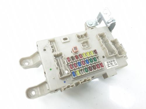 Used Fuse box TOYOTA LAND CRUISER PRADO (_J12_) 3.0 D-4D (KDJ120, KDJ125) (166 hp) 17187935